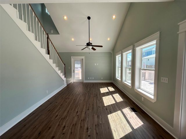 2634 Whitecap, Crystal Beach, TX 77650