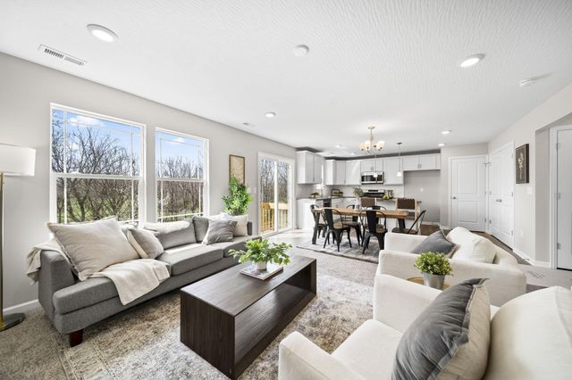 908 Eastern Avenue, Bellefontaine, OH 43311