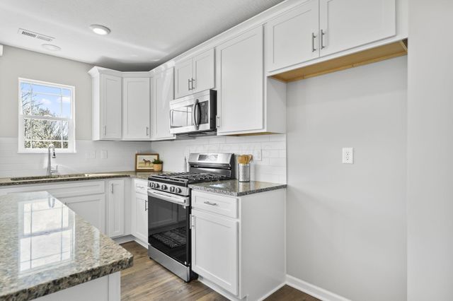 908 Eastern Avenue, Bellefontaine, OH 43311