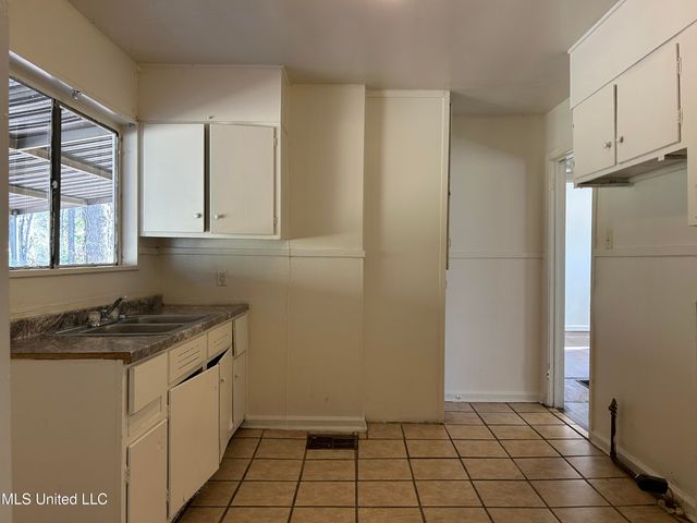 230 Savanna Street, Jackson, MS 39212