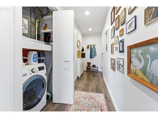 1480 N JARRETT St 204, Portland, OR 97217