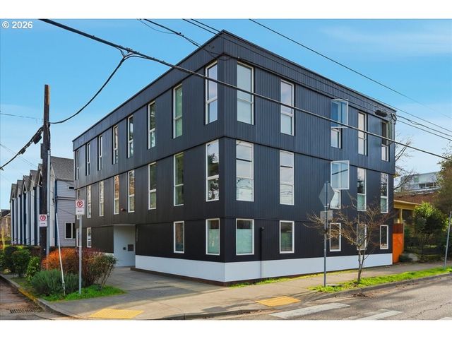 1480 N JARRETT St 204, Portland, OR 97217