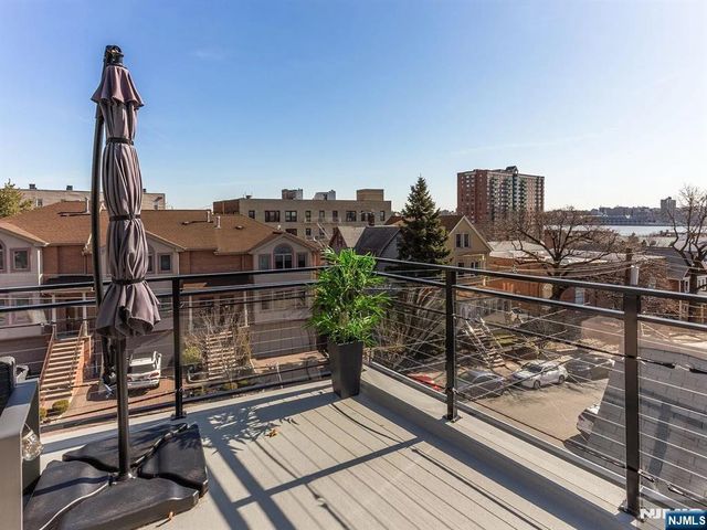 38 Hilliard Avenue 1, Edgewater, NJ 07020