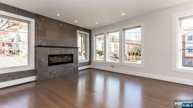 38 Hilliard Avenue 1, Edgewater, NJ 07020