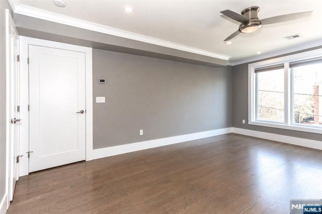 38 Hilliard Avenue 1, Edgewater, NJ 07020
