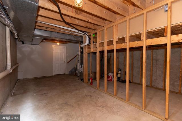 39 W 5TH ST, Bridgeport, PA 19405