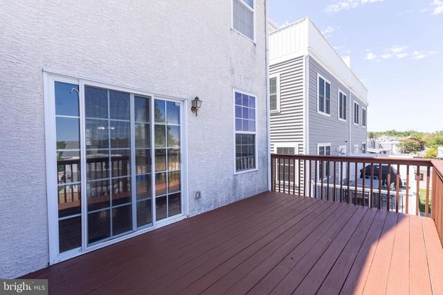 39 W 5TH ST, Bridgeport, PA 19405