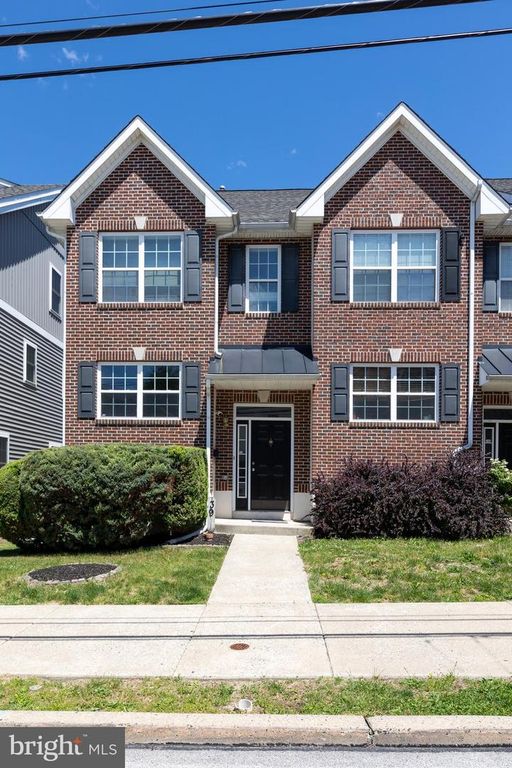 39 W 5TH ST, Bridgeport, PA 19405