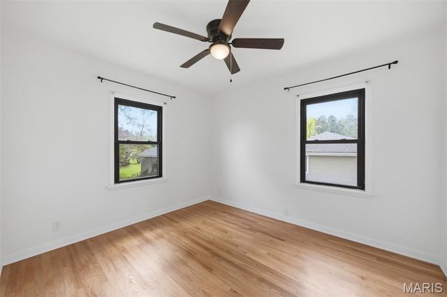 218 Robin Hill Lane, St Louis, MO 63021