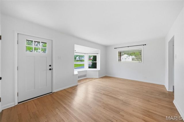 218 Robin Hill Lane, St Louis, MO 63021