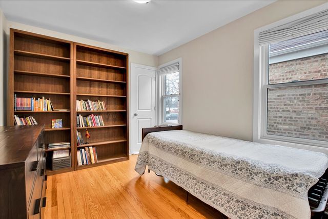 7246 W FITCH Avenue, Chicago, IL 60631