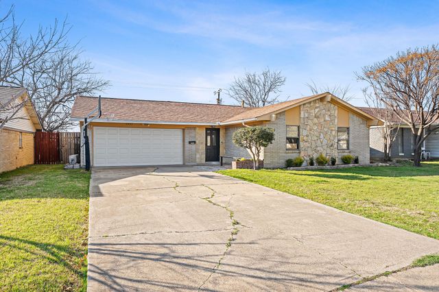 2832 Laramie Street, Irving, TX 75062