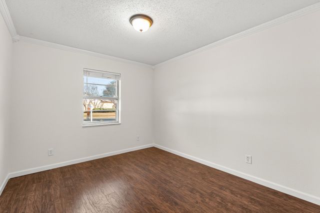 2832 Laramie Street, Irving, TX 75062