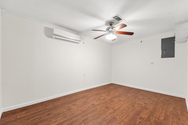 2832 Laramie Street, Irving, TX 75062