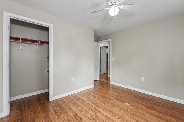 5 Estate Drive, Manchester, NH 03104