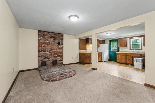 5 Estate Drive, Manchester, NH 03104