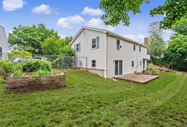 5 Estate Drive, Manchester, NH 03104