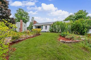 5 Estate Drive, Manchester, NH 03104