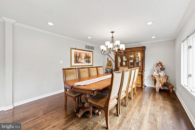 970 BORTONS LANDING RD, Moorestown, NJ 08057