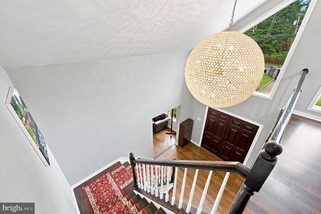 970 BORTONS LANDING RD, Moorestown, NJ 08057