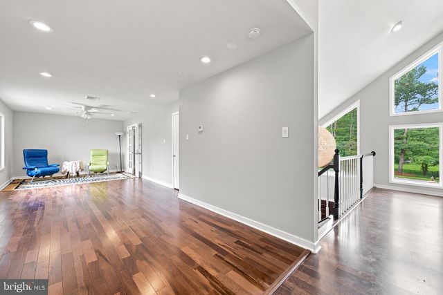 970 BORTONS LANDING RD, Moorestown, NJ 08057