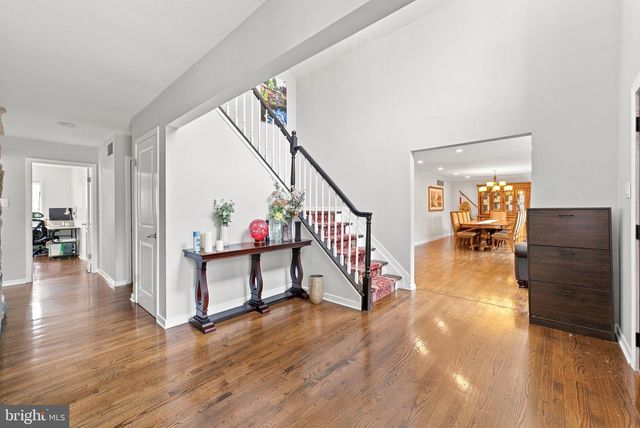 970 BORTONS LANDING RD, Moorestown, NJ 08057