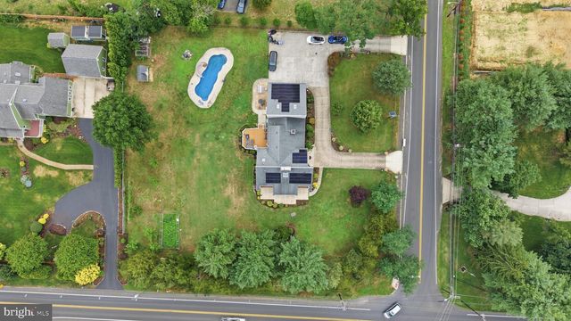970 BORTONS LANDING RD, Moorestown, NJ 08057