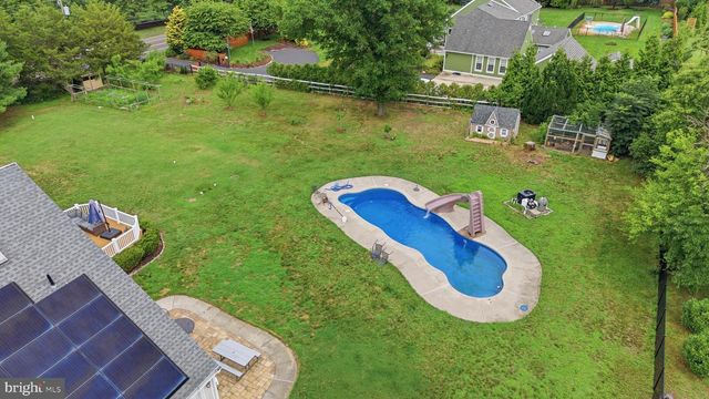 970 BORTONS LANDING RD, Moorestown, NJ 08057