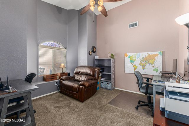 948 S Goldenweed Way, Tucson, AZ 85748