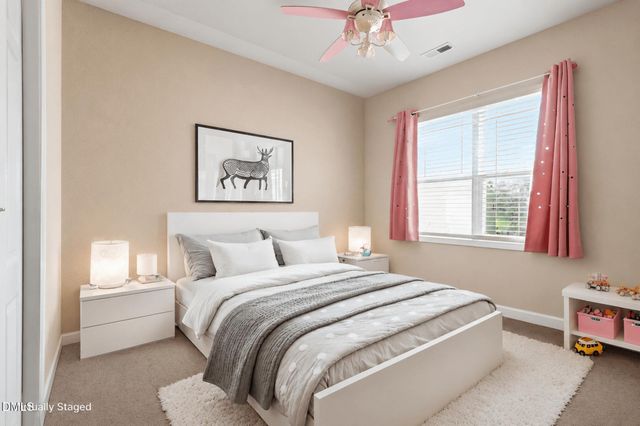 400 W Copenhaver Drive, Clayton, NC 27527