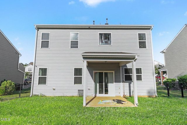 400 W Copenhaver Drive, Clayton, NC 27527