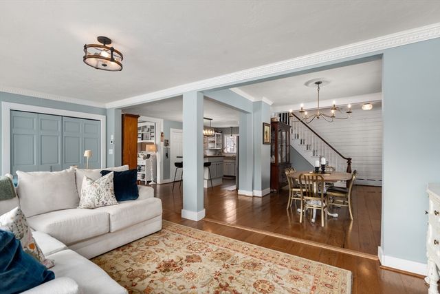 47 Central Street, Southborough, MA 01772