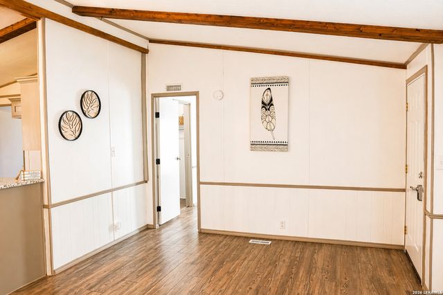 18066 La Gloria Rd, Elmendorf, TX 78112