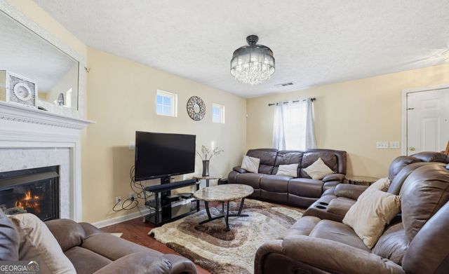 205 Oak Grove Way, Acworth, GA 30102
