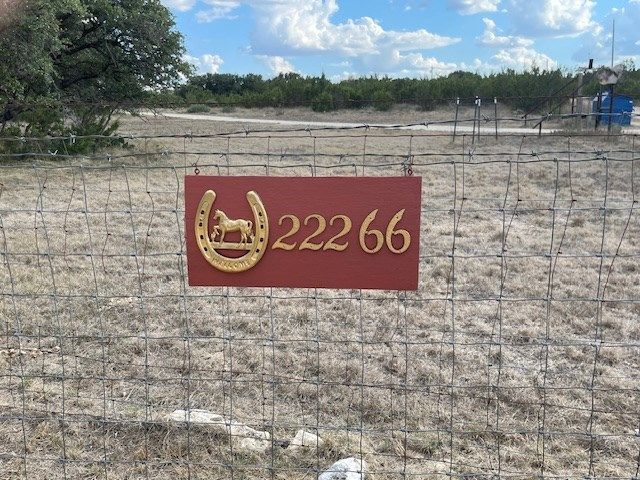 22266 Chula Vista Rd, Christoval, TX 76935