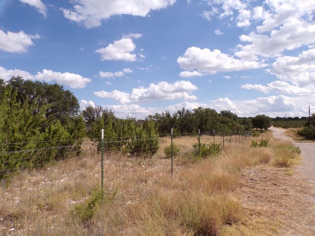 22266 Chula Vista Rd, Christoval, TX 76935