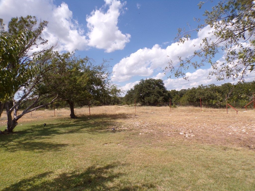 Image 11 of property listing at 22266 Chula Vista Rd, Christoval, TX 76935