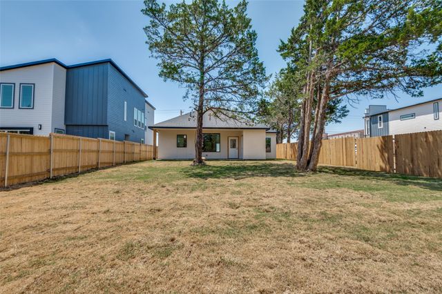 3913 BLUE RIDGE Boulevard, Dallas, TX 75233