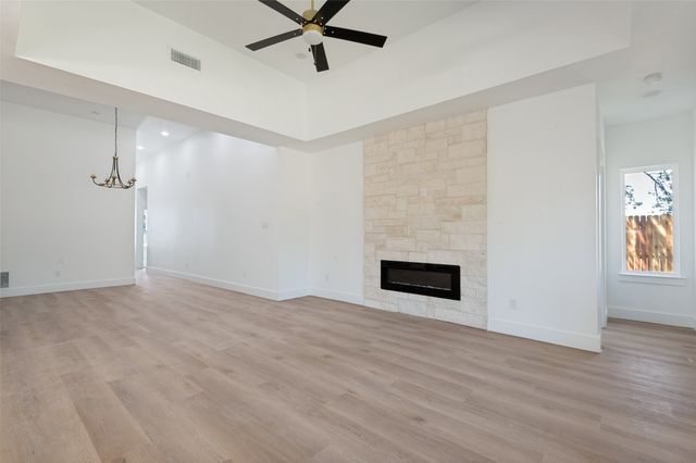 3913 BLUE RIDGE Boulevard, Dallas, TX 75233