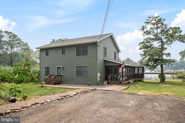 1241 JOHNSON DR, Shady Side, MD 20764
