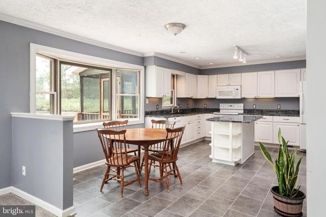 1241 JOHNSON DR, Shady Side, MD 20764