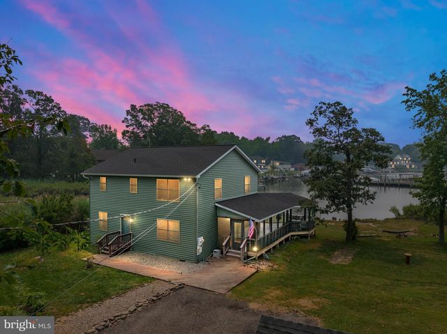1241 JOHNSON DR, Shady Side, MD 20764