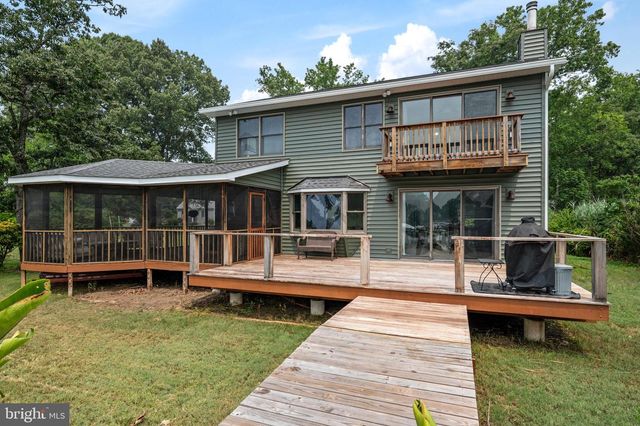1241 JOHNSON DR, Shady Side, MD 20764