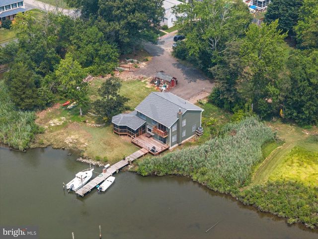 1241 JOHNSON DR, Shady Side, MD 20764