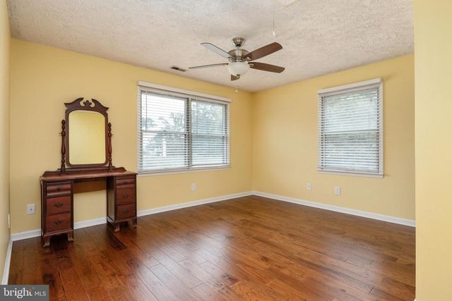 1241 JOHNSON DR, Shady Side, MD 20764