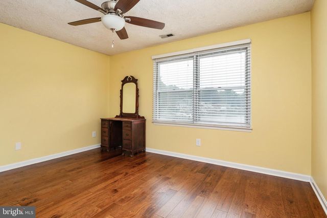 1241 JOHNSON DR, Shady Side, MD 20764