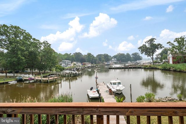 1241 JOHNSON DR, Shady Side, MD 20764