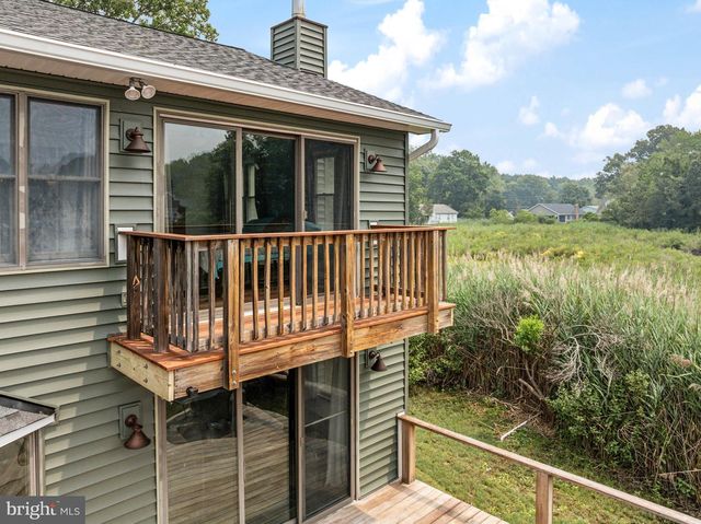 1241 JOHNSON DR, Shady Side, MD 20764
