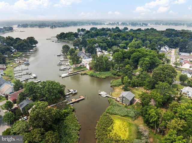 1241 JOHNSON DR, Shady Side, MD 20764