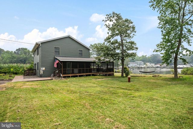 1241 JOHNSON DR, Shady Side, MD 20764